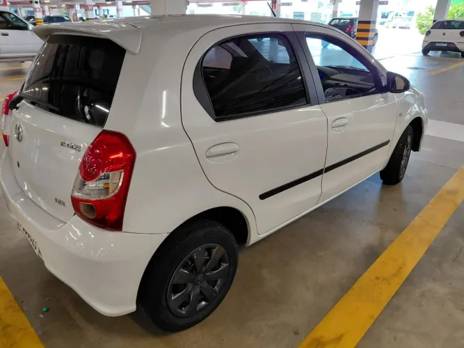 Toyota Etios X 1.3 Flex 16V 5P Mec. 2018
