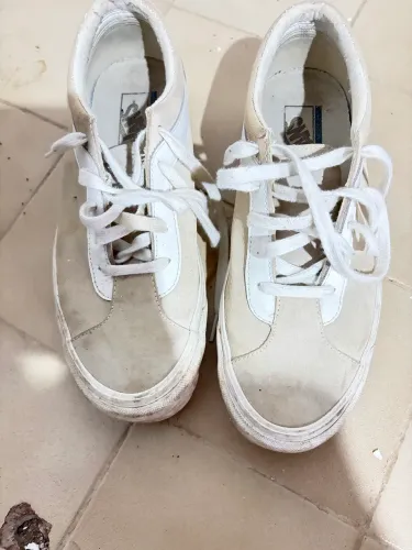 Tênis VANS DE COURO BEGE