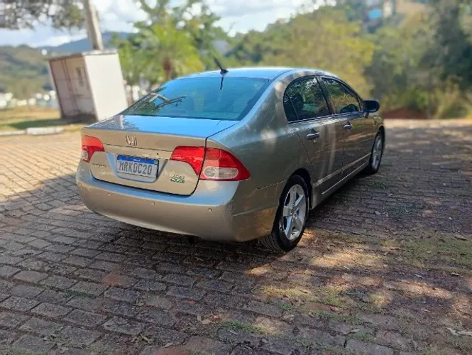 Honda Civic Sedan LXS 1.8/1.8 Flex 16V Mec. 4P 2007