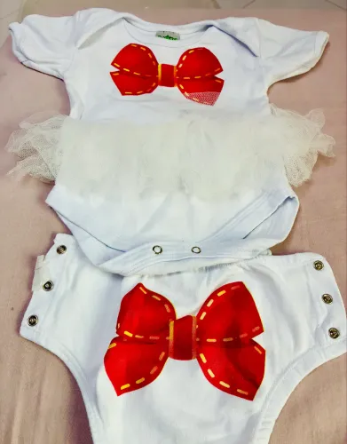 Kit bebê menina - 8 body e 1 vestido