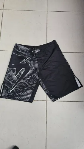 Bermuda VENUM nogi