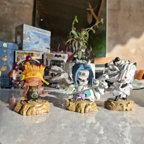 Brinquedos colecionaveis diversos