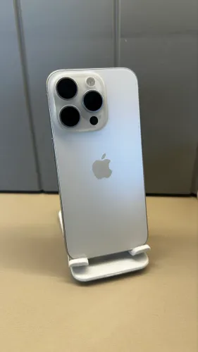 iPhone 15 Pro 256gb Branco Seminovo/ Loja Física