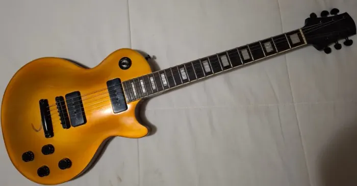 guitarra les paul gold top protótipo groovin usada 900,00