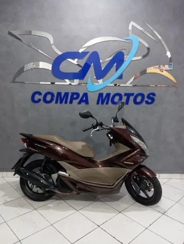 PCX 150 DLX 2018 TROCO E FINANCIO!