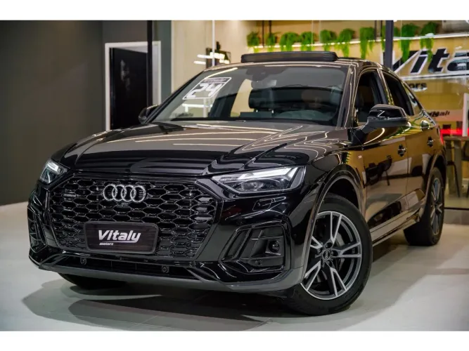 Audi Q5 SB P Black. 2.0 TFSIe S.tr. QT (hib.) 2023