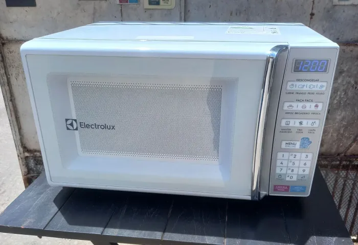 Micro-ondas Electrolux 27 Litros com Garantia