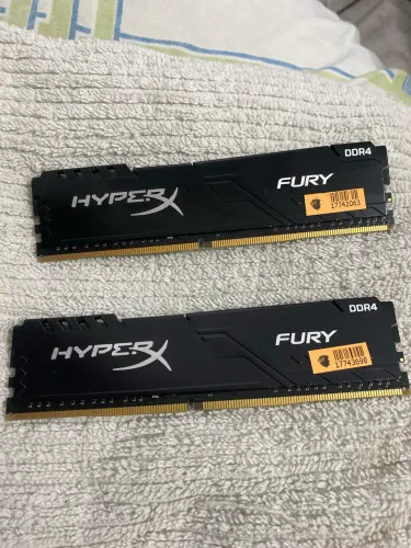 2x8 memórias ram DDR4 3200mhz HYPERX FURY