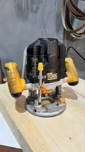 Tupia coluna Super Tork