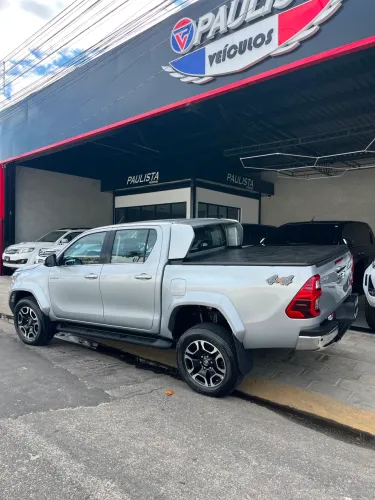Toyota Hilux CD SRX Plus 4X4 2.8 TDI Die. Aut. 2025