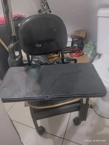 Cadeira cirandinha manicure 