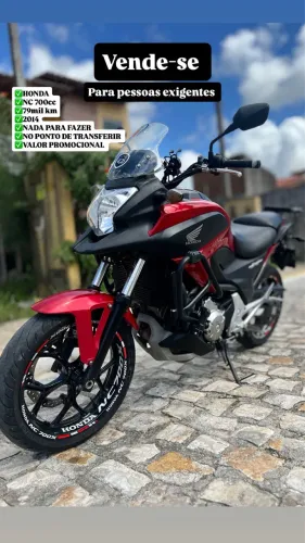 Vendo NC 700 cilindradas 
