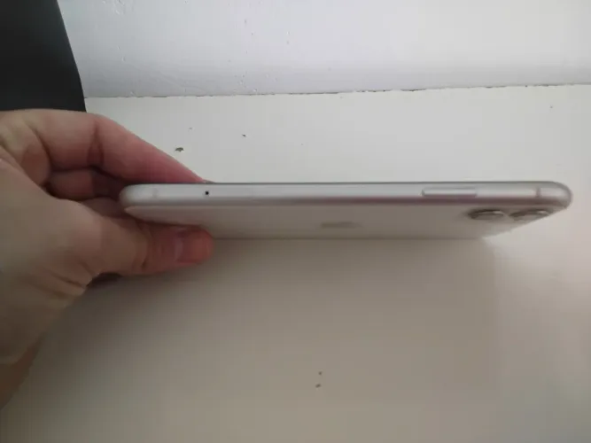 Vendo - IPhone 11 - 128gb