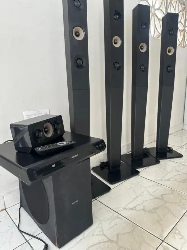 Philips HTD5510 Home Theater