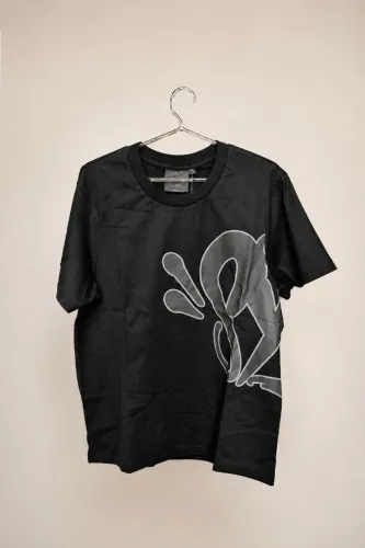 Camisa preta syna