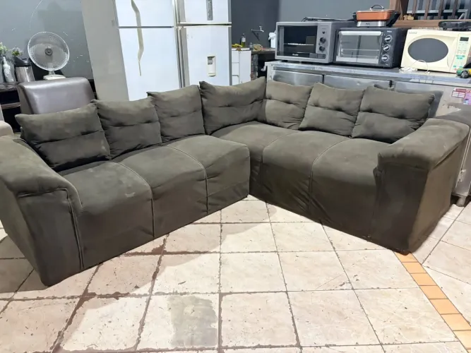 Sofá de canto 6 lugares bem confortável ((ENTREGO GRATIS))