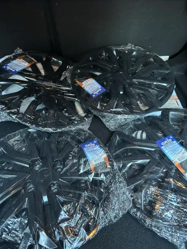 Vendo calotas aro 15 pretas no plástico 
