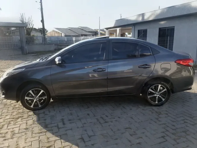 Toyota Yaris XLS Connect Sed. 1.5 Flex 16V Aut. 2022