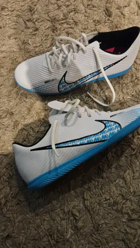 Chuteira nike salao