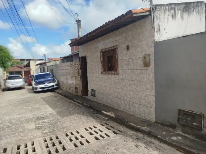 Vendo ou troco casa no planalto 