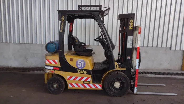 Vendo Empilhadeira Yale 50VX