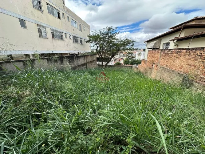 Lote com 360m² à Venda, Santa Amélia