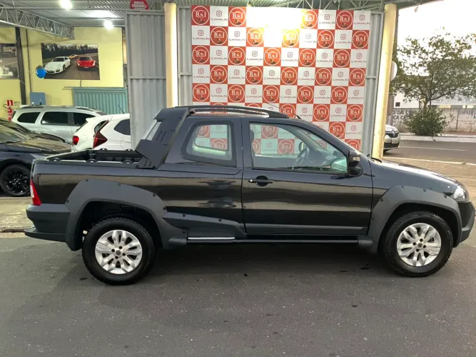Fiat Strada Adventure1.8/ 1.8 Locker Flex CD 2013