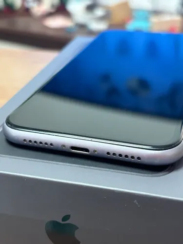 iPhone 11 / 64g - Excelentes condições 