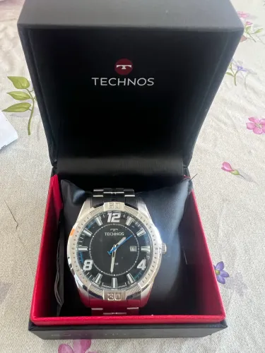 Relógio technos
