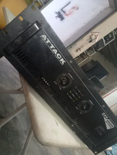 Potência amplificador attack MA6000