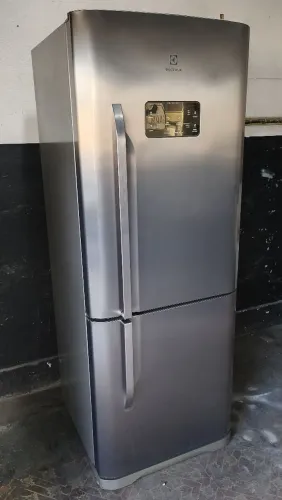 Geladeira Electrolux Frost Free Inox DB53X