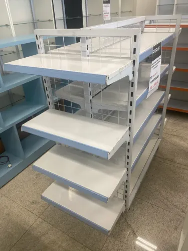 Gôndola de aço com prateleiras removíveis 