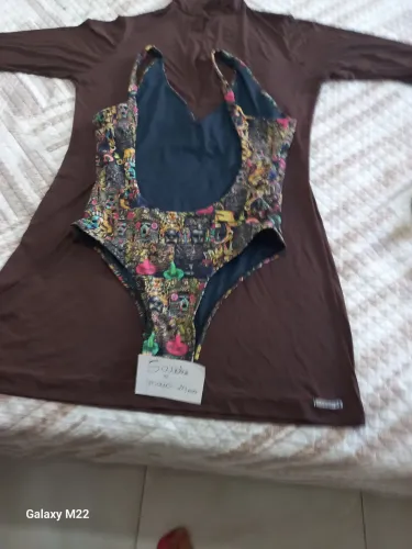 Vendo roupas usadas