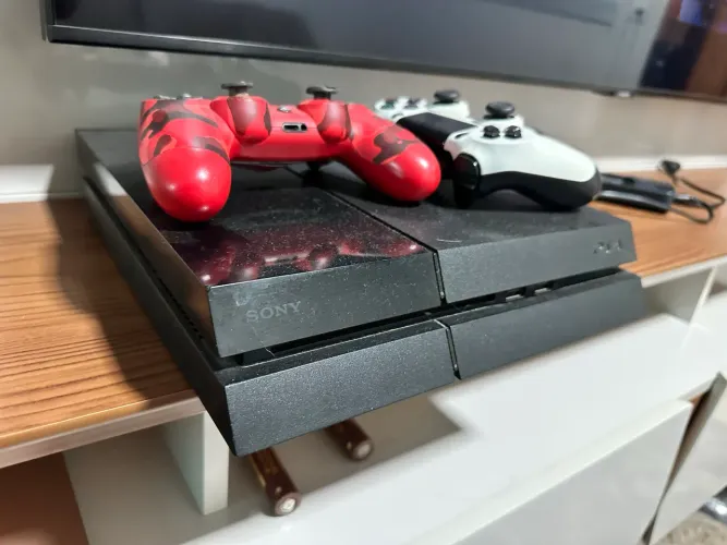 PS4