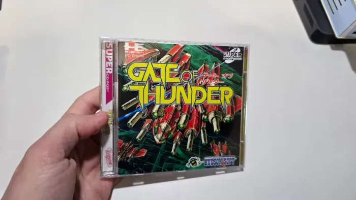 Jogo Gate of Thunder prensado PC Engine CD (no mesmo disco tem: Bomberman, Bonk's 1 e 2)