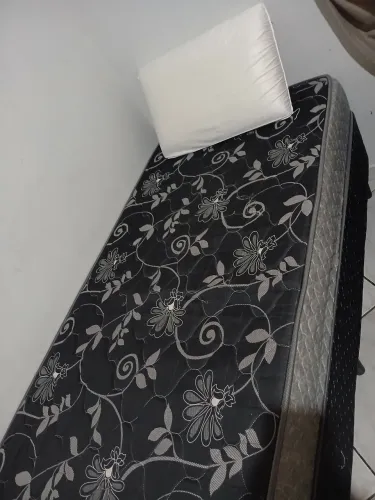 Cama
