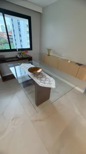 MESA 6 LUGARES (APENAS MESA, SEM CADEIRAS)