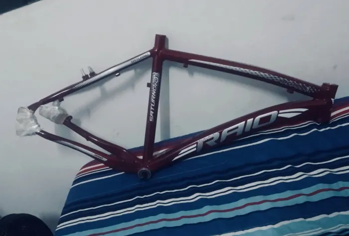 VENDO OU FAÇO ROLO QUADRO RAIO ARO 24 
