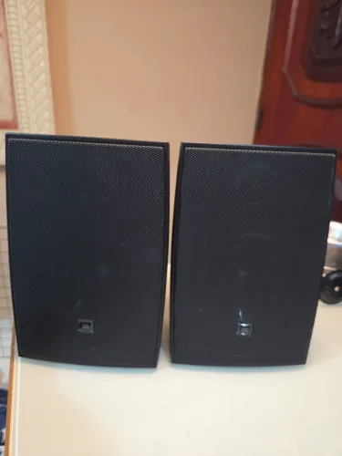 Par de caixas jbl 521p