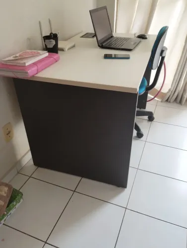 Mesa de estudo ou escritório