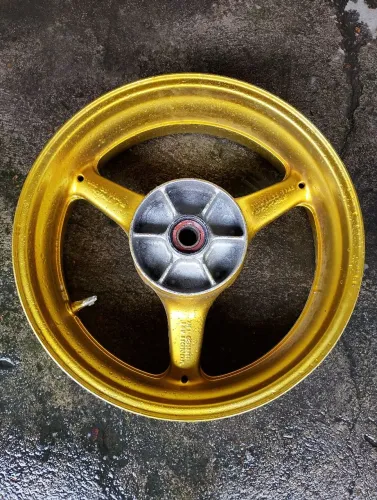 ARO / Roda CBR 1000