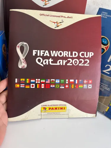 Álbum de figurinhas copa 2022 completo
