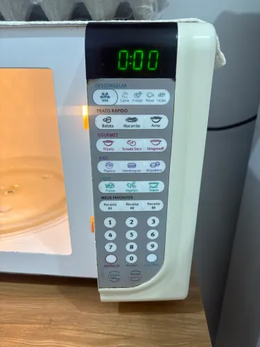 Vende-se microondas