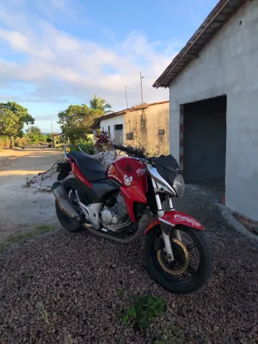 Vendo cb300r 2010