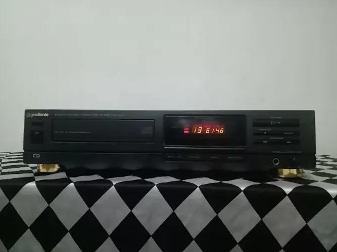 cd player gradiente cdp 3000 (restaurado)