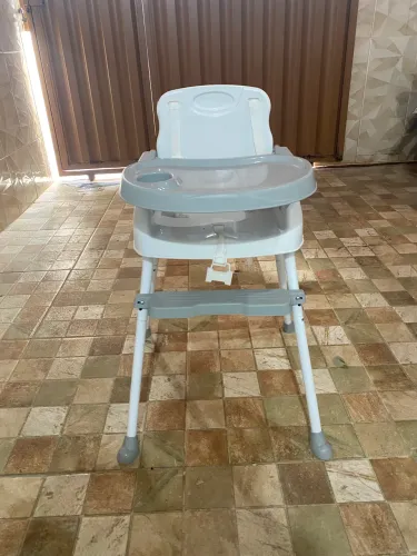Cadeira de alimentação 