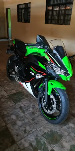 KAWASAKI NINJA 650 R 2022