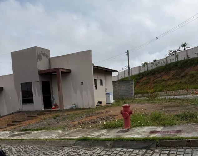 Gênova de Esquina com Terreno Excedente, contrato de gaveta 
