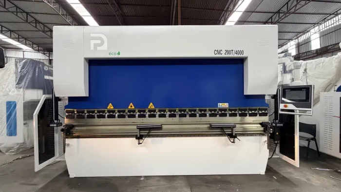 Dobradeira ECO / CNC Pericles Máquinas