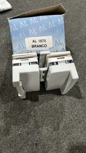 Bate Fecha Vidro/ Vidro ou Vidro/ Alvenaria
